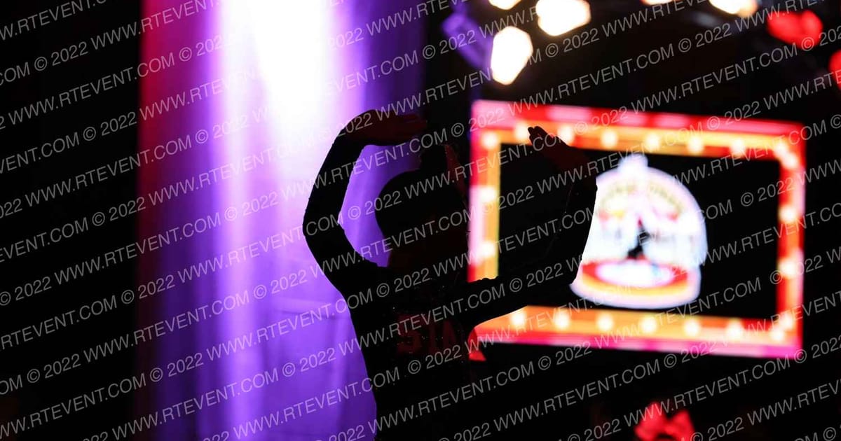 Star Athletics ATL Mini Snap · Battle Under the Big Top