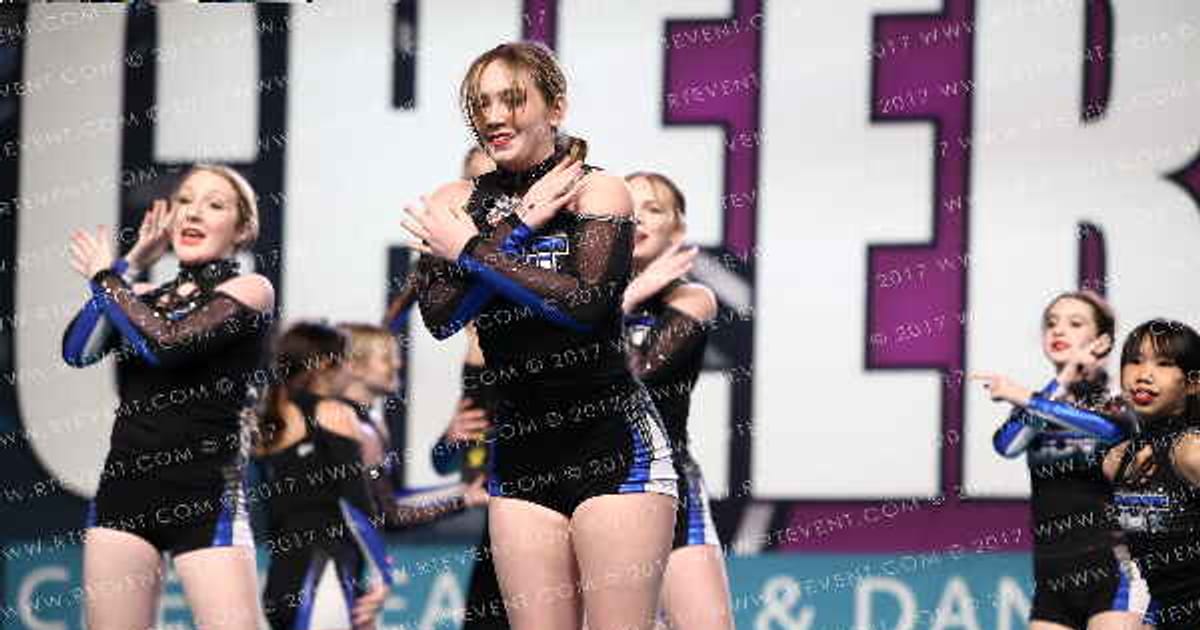 Oregon Dream Teams Fame · CHEERSPORT NATIONALS HALL B4