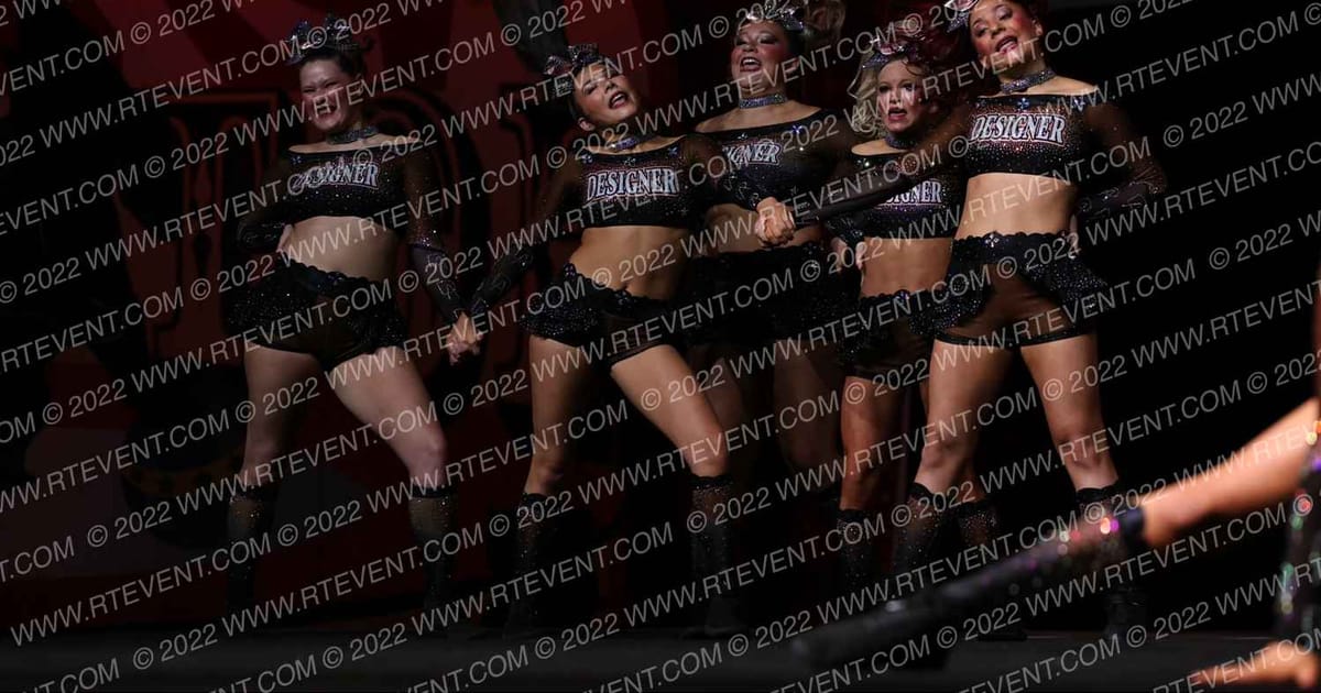 Designer Athletics Louis Ladies · Battle Under the Big Top