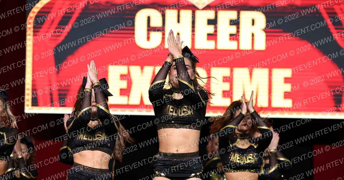 Cheer Extreme - Raleigh Medu5a · Battle Under the Big Top