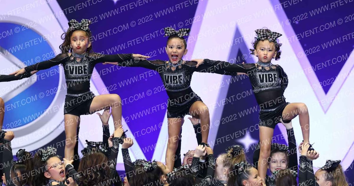 VIBE CHEER ICE QUEENS · West Coast State Championship