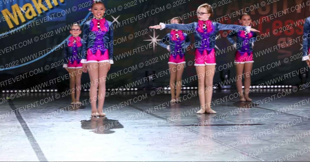 Dance Mania All Stars Mini Jazz Large · Spirit Cheer Dance Grand Nationals Cheer Nationals DIDII