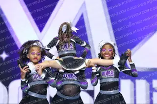 DIVAS OF COMPTON SHIMMER STARZ