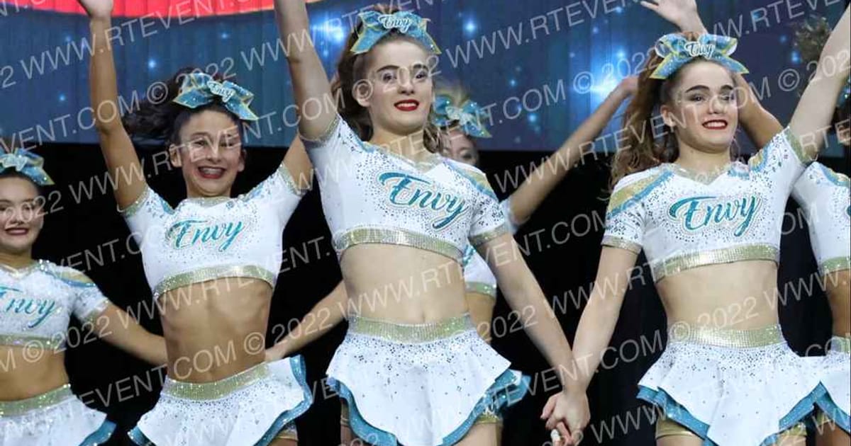 Icon Cheer Envy · Americas Best Grand Nationals