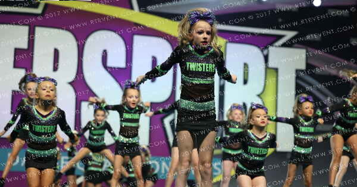 Knoxville Twisters Purple Rain · CHEERSPORT NATIONALS HALL C1