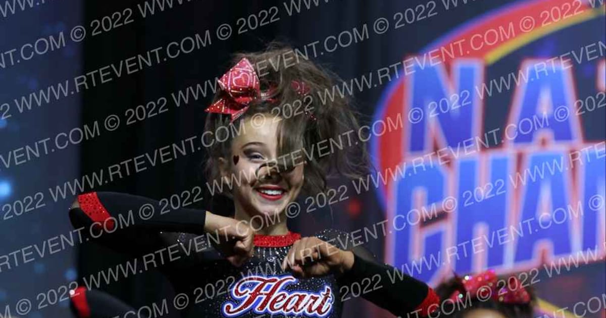Twist & Shout Edmond Heart · Americas Best Grand Nationals