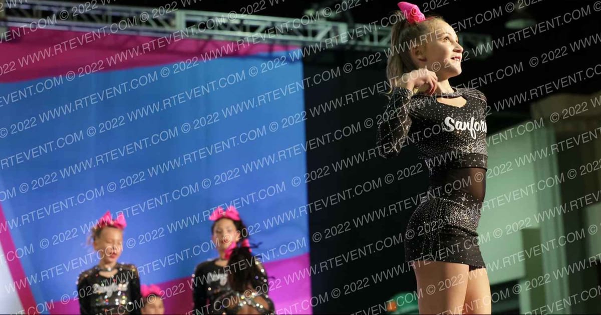 Sanford All-Star Cheerleading Pink · Aloha Gatlinburg Showdown DIDII