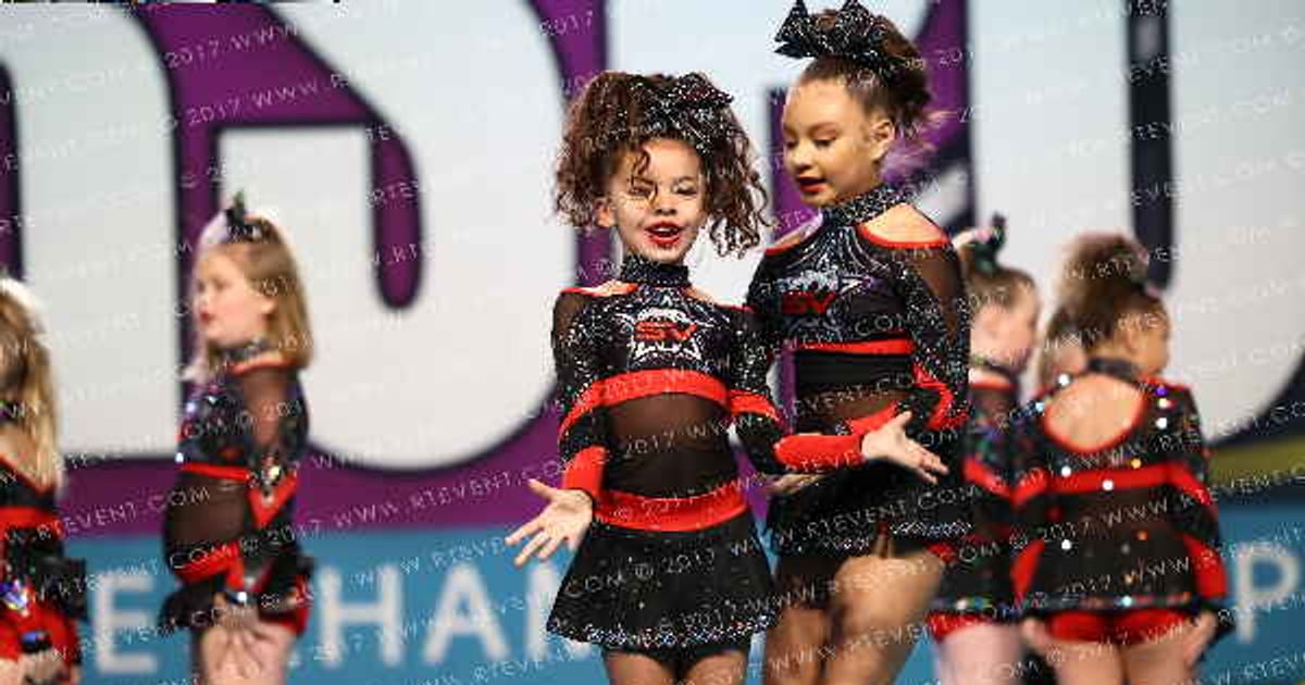 Stars Vipers San Antonio Mini Mambas · CHEERSPORT NATIONALS HALL C2