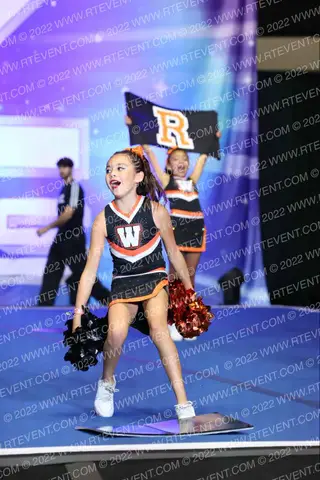 LA PUENTE WARRIORS JR PEE WEES