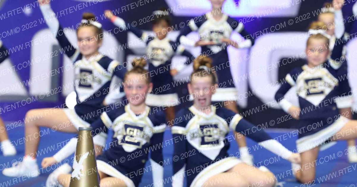 INGLEWOOD SENTINELS ITTY BITTY GIRLZ · Holiday Showcase