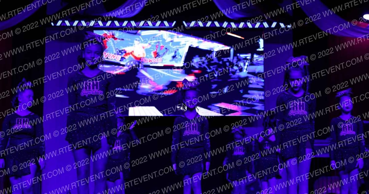 RH Superstars ShowStoppers · Battle Under the Big Top