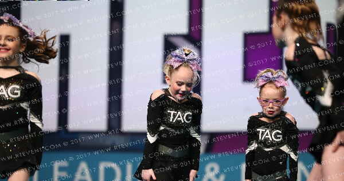 Eagles Elite Cheerleading Silver · CHEERSPORT NATIONALS HALL C2