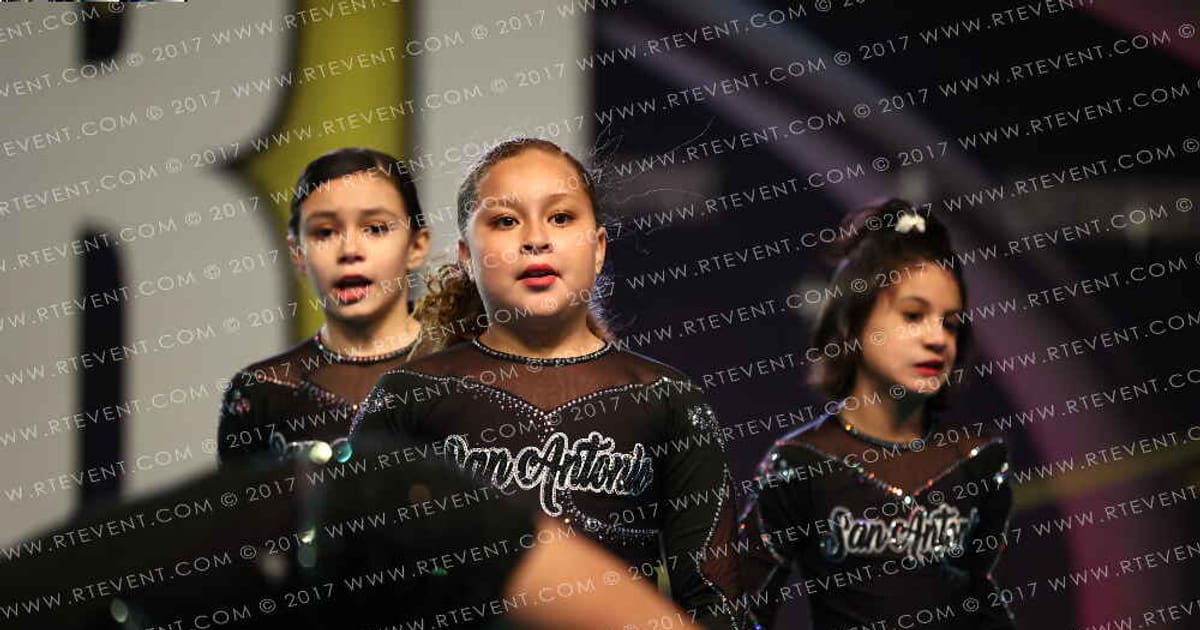 San Antonio Spirit Team Daisy · CHEERSPORT NATIONALS HALL B1