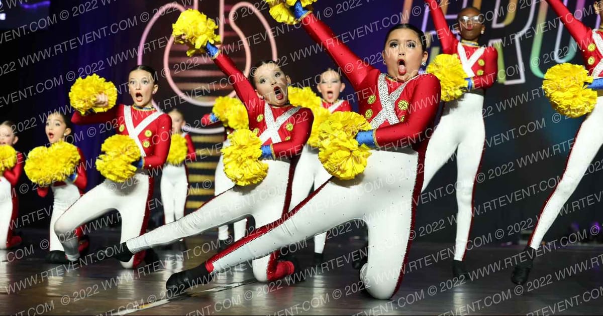 Dance Dynamics Mini Elite Large Pom- Rockettes · Encore Grand Nationals Houston