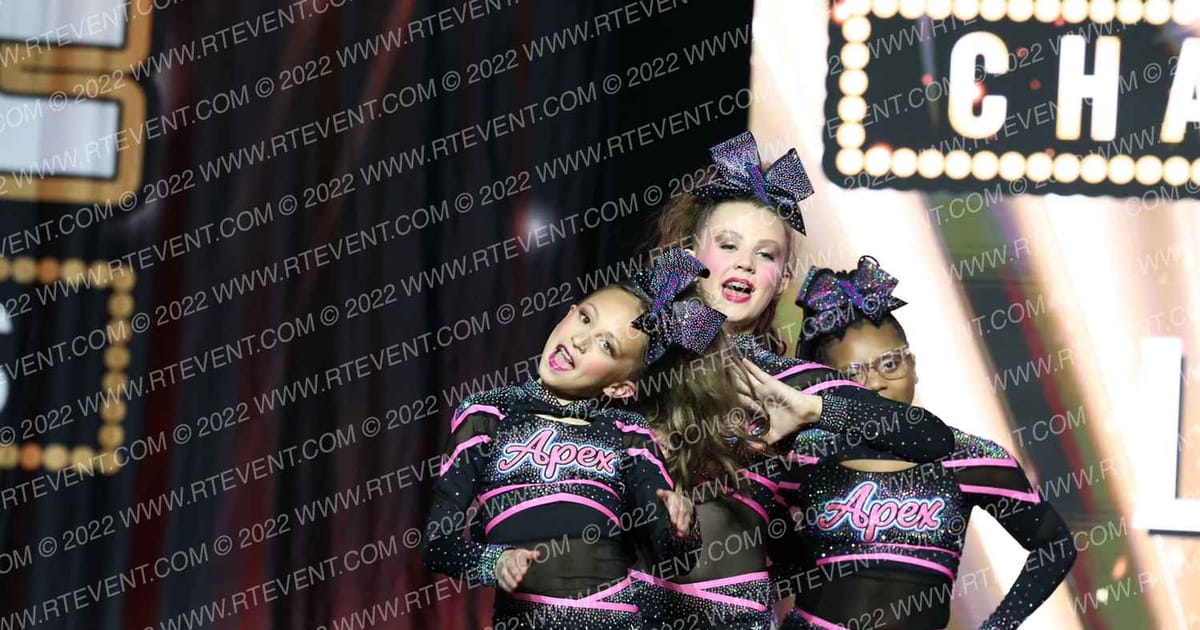 Apex Cheer Lightning · Encore Grand Nationals Houston