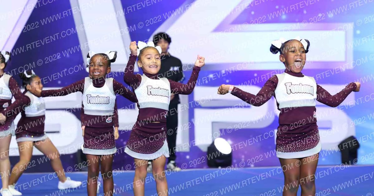FONTANA TINY MITES · Holiday Showcase