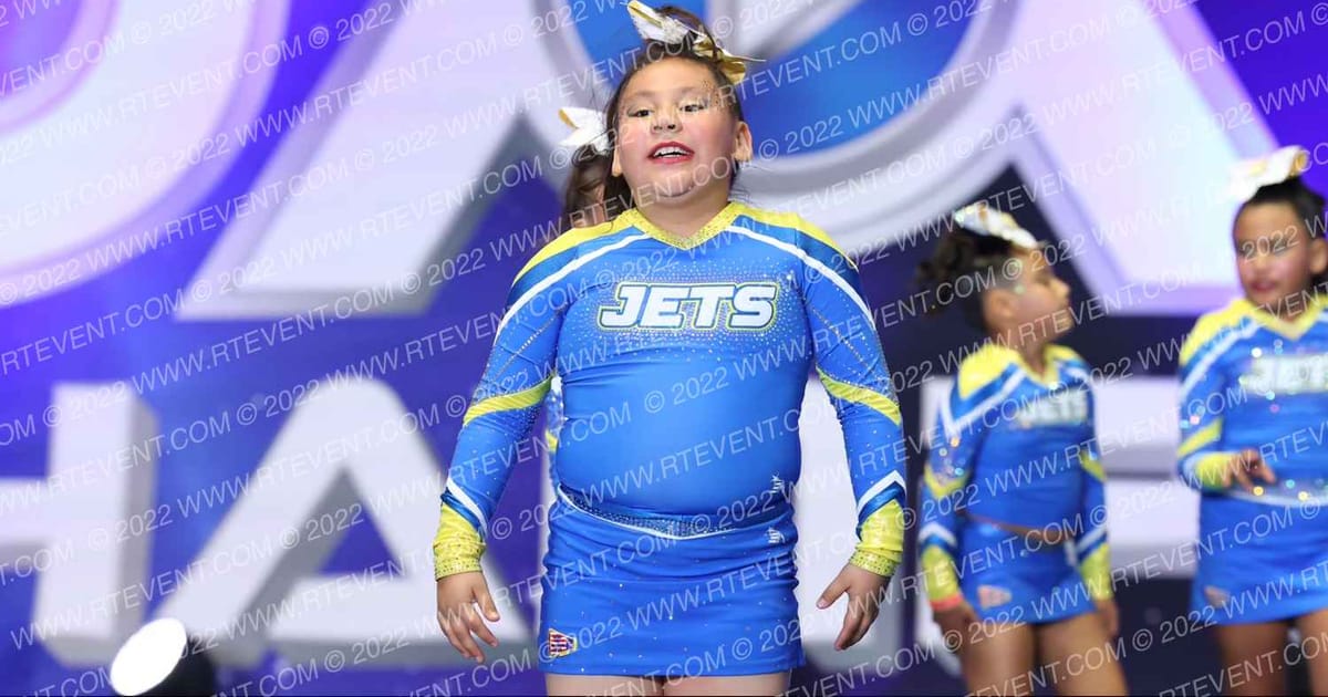 EL MONE SOUTH EL MONTE JETS JR GREMLIN · Holiday Showcase