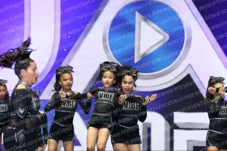 VIBE CHEER ONYX