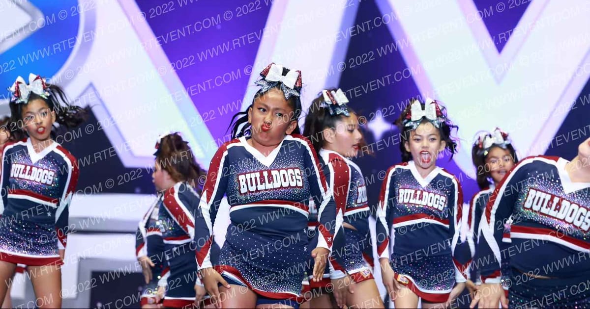 EAST LA BULLDOGS GREMLINS · Holiday Showcase