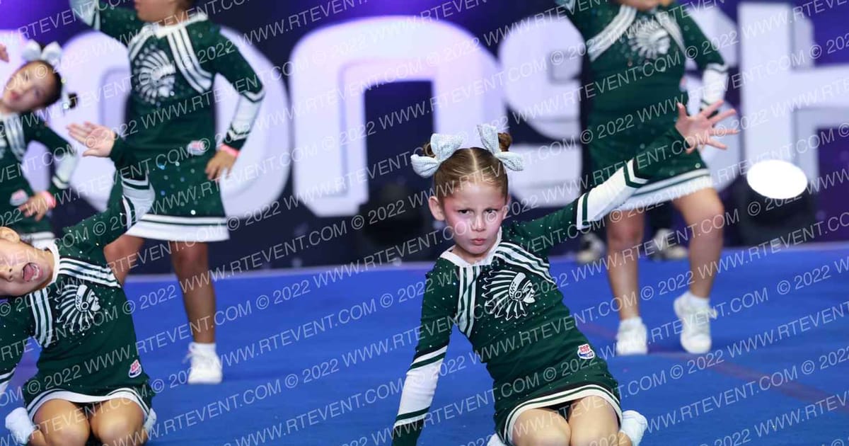 MONTEBELLO INDIANS TINY MITE · Holiday Showcase