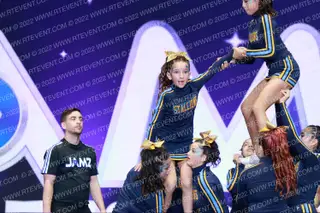 EL SERENO STALLIONS JR MIDGET CHEER