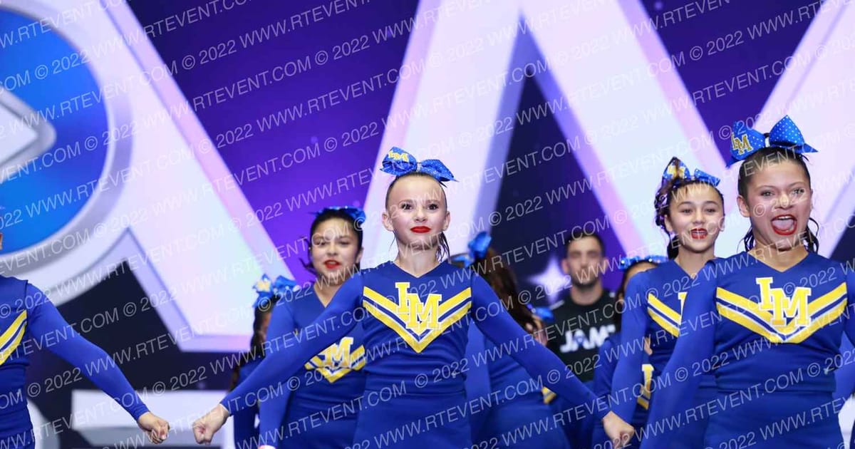 LA MIRADA MATADORES JR VARSITY · Holiday Showcase
