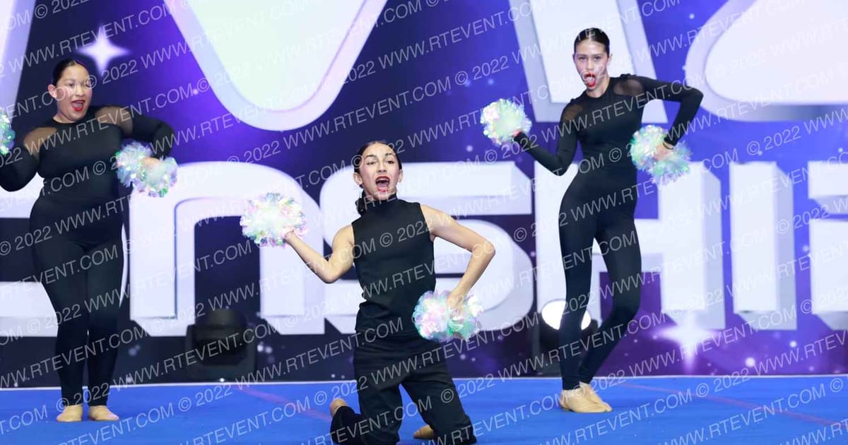 FIREBAUGH FALCON SENIORS · Holiday Showcase
