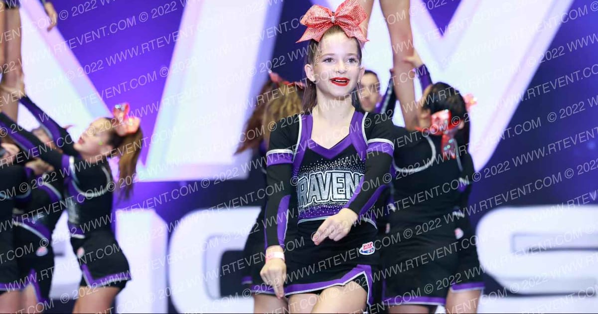 SANTEE RAVENS JV CHEER · Holiday Showcase