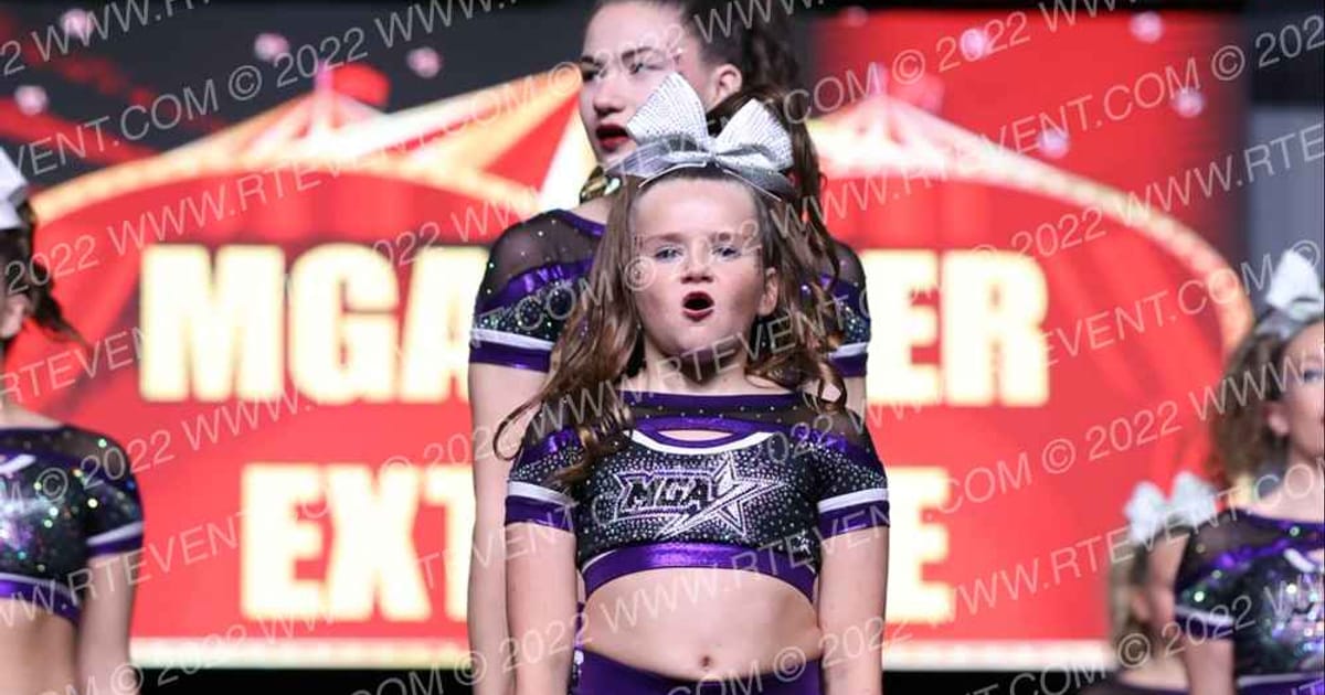 MGA Cheer Extreme Ultraviolet · Battle Under the Big Top