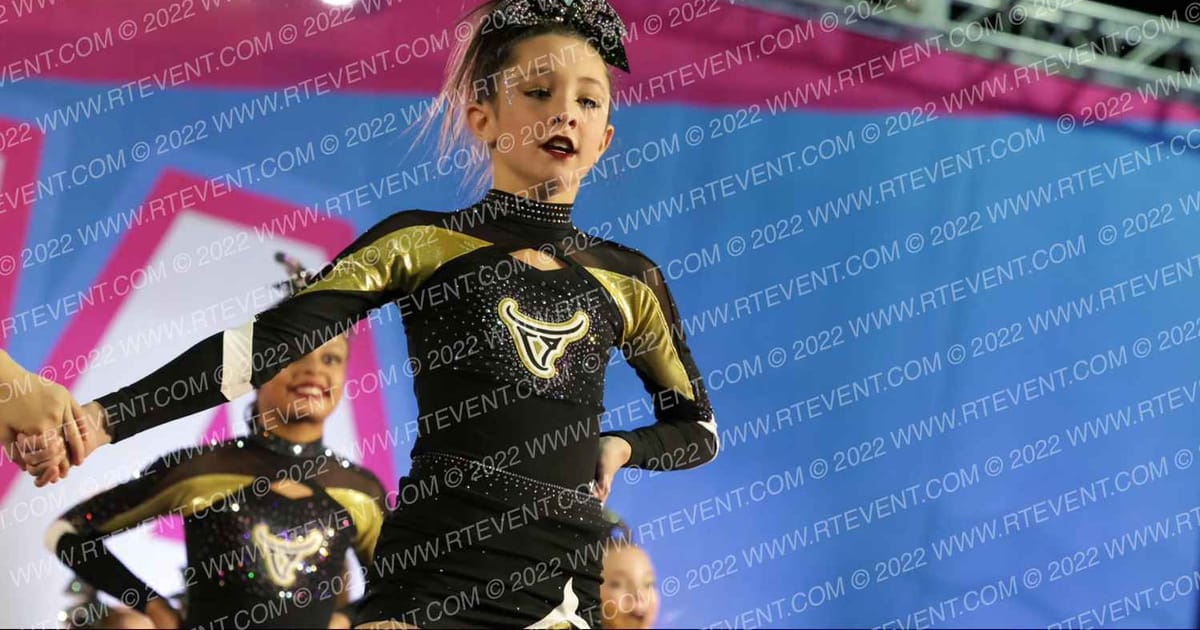 C4 Longhorns Storm · Aloha Gatlinburg Showdown DIDII