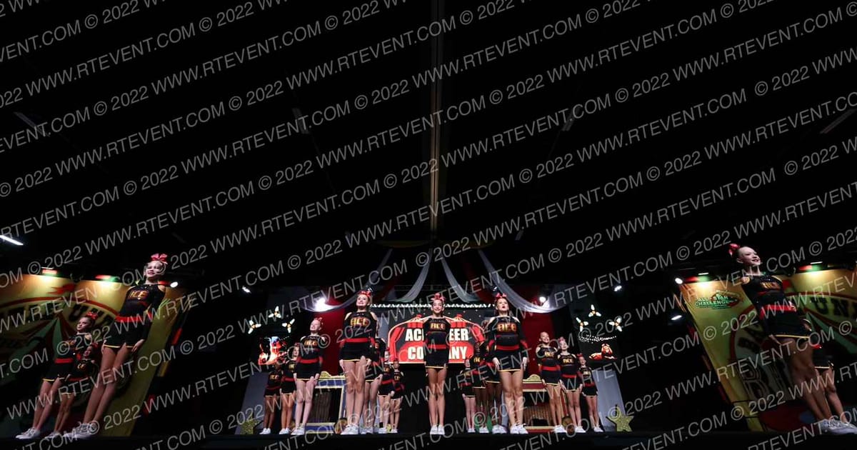 ACE Cheer Company Hot Shots · Battle Under the Big Top