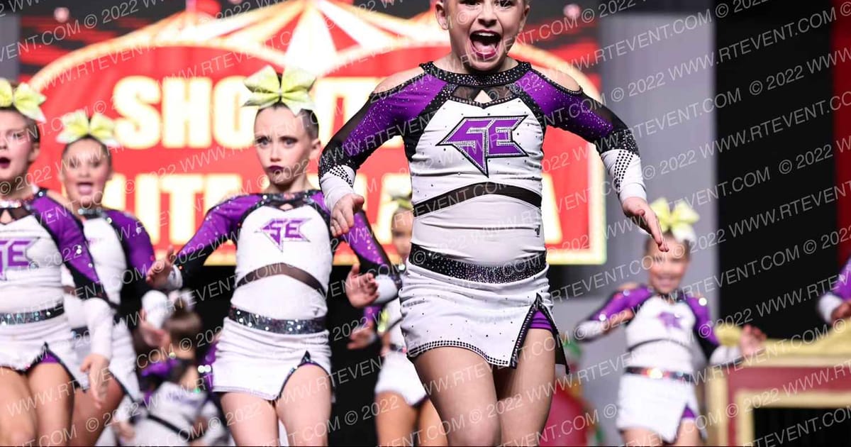 Showtime Elite Atlanta B52's · Battle Under the Big Top