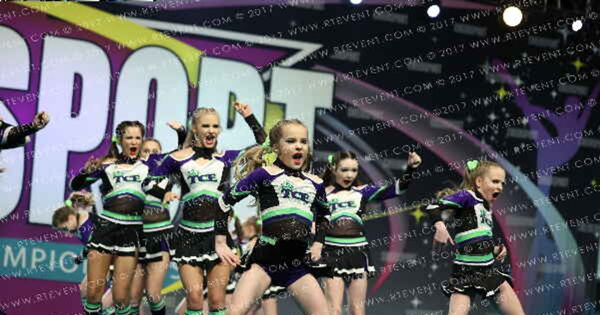 Triple Crown Elite ROYAL ACES · CHEERSPORT NATIONALS HALL C1