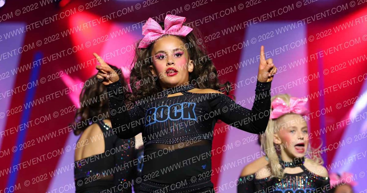 Rock Cheer Company Show Girls · CHAMPS Grand Nationals DIDII