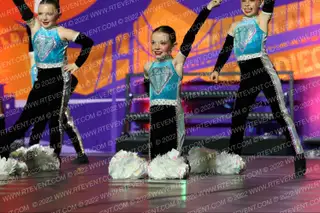 South Coast Freestyle Mini Intermediate Pom \Diamond\