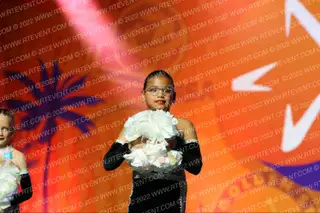South Coast Freestyle Mini Intermediate Pom \Diamond\