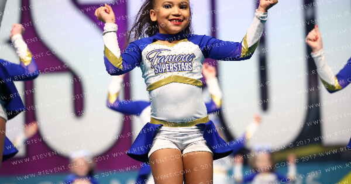 Famous Superstars SPARKLES · CHEERSPORT NATIONALS HALL C2