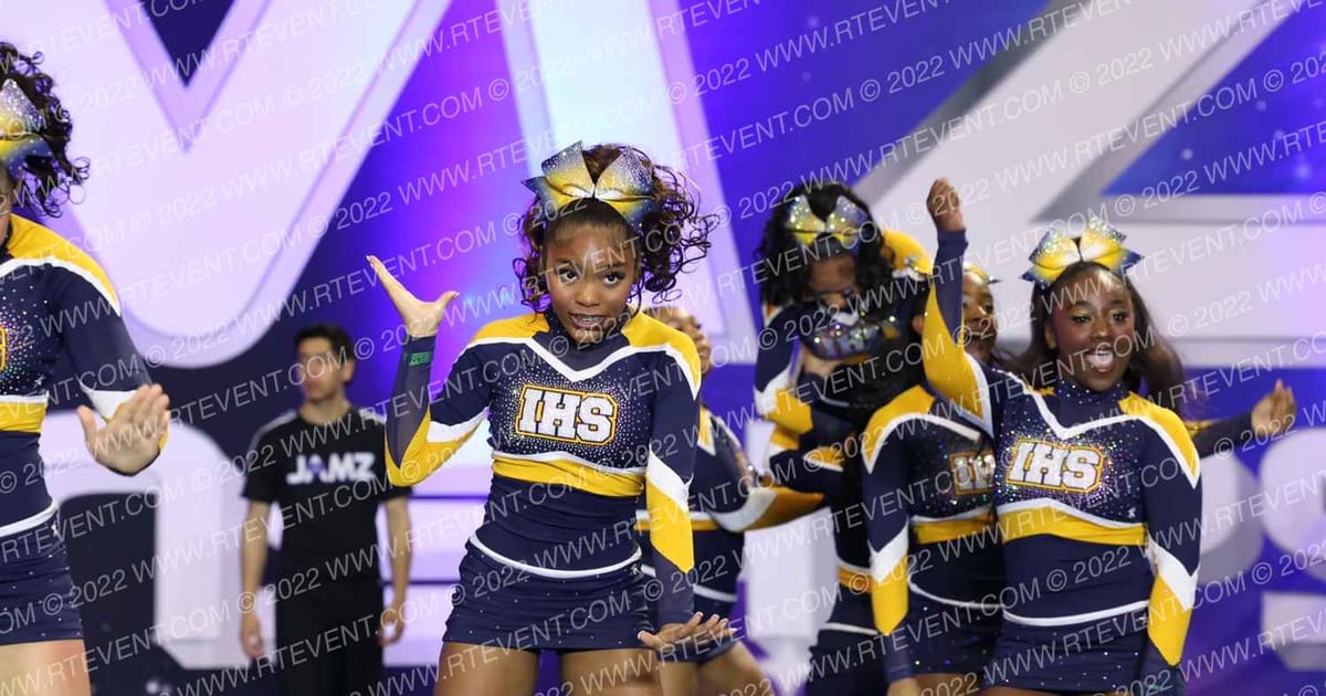 IHS ROLLING THUNDER · Friday Night Lights Showdown at the Bay