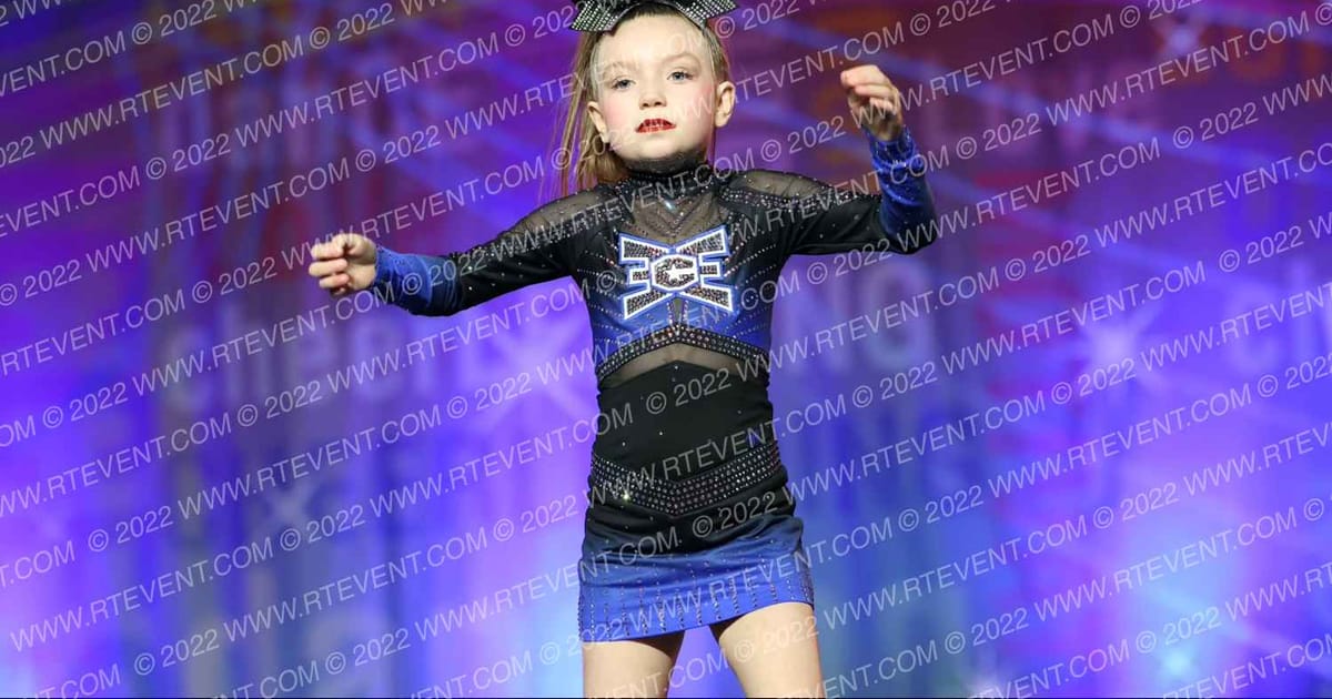 East Celebrity Elite Minions · Spirit Cheer Grand Nationals DIDII