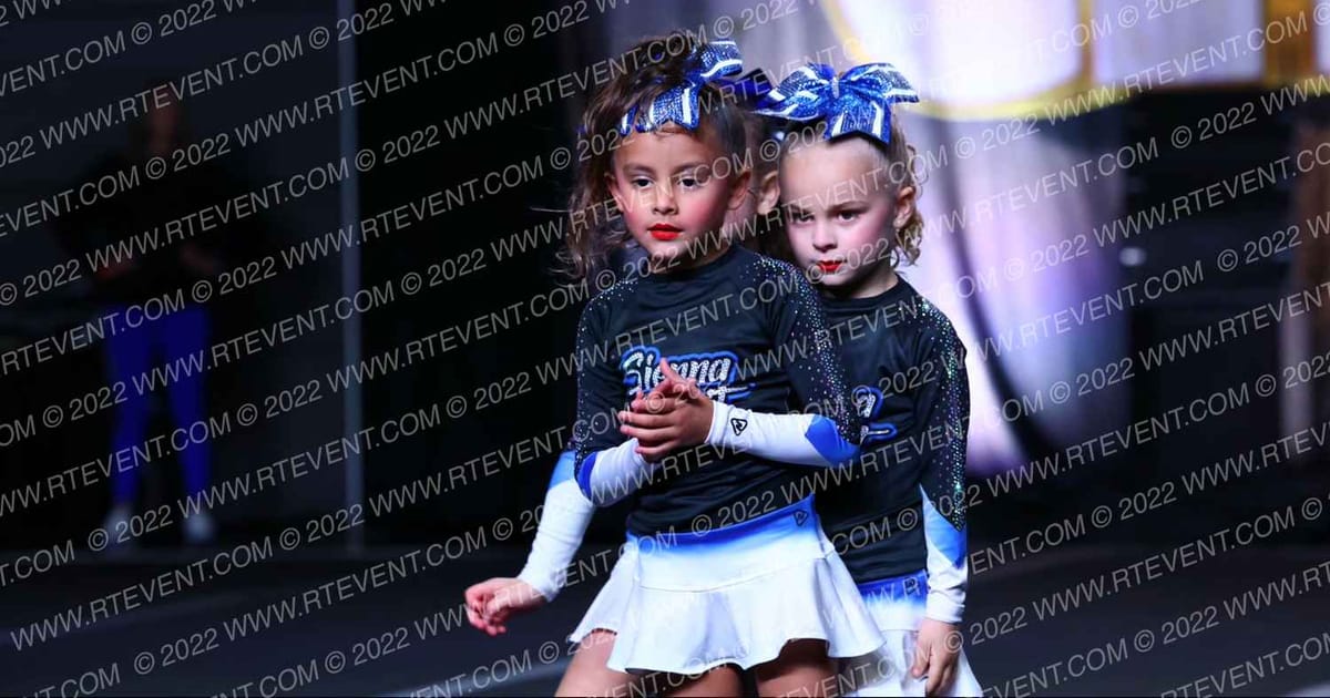 Sienna Spirit Cheer Sparkles · Cheer Power Cash Bash Showdown FIXED
