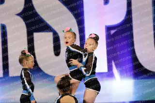 Louisiana Cheer Force Kiwi