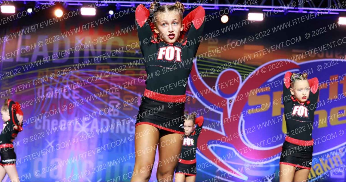 Flipping Out Tumbling Bet · Spirit Cheer Grand Nationals DIDII