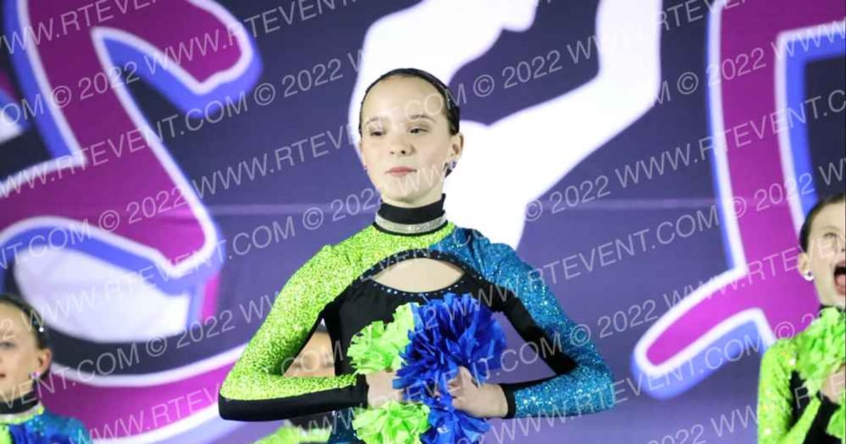 Starz Dance Academy SDA Elite Rock Starz Mini Pom · Dancefest Grand Nationals FIXED