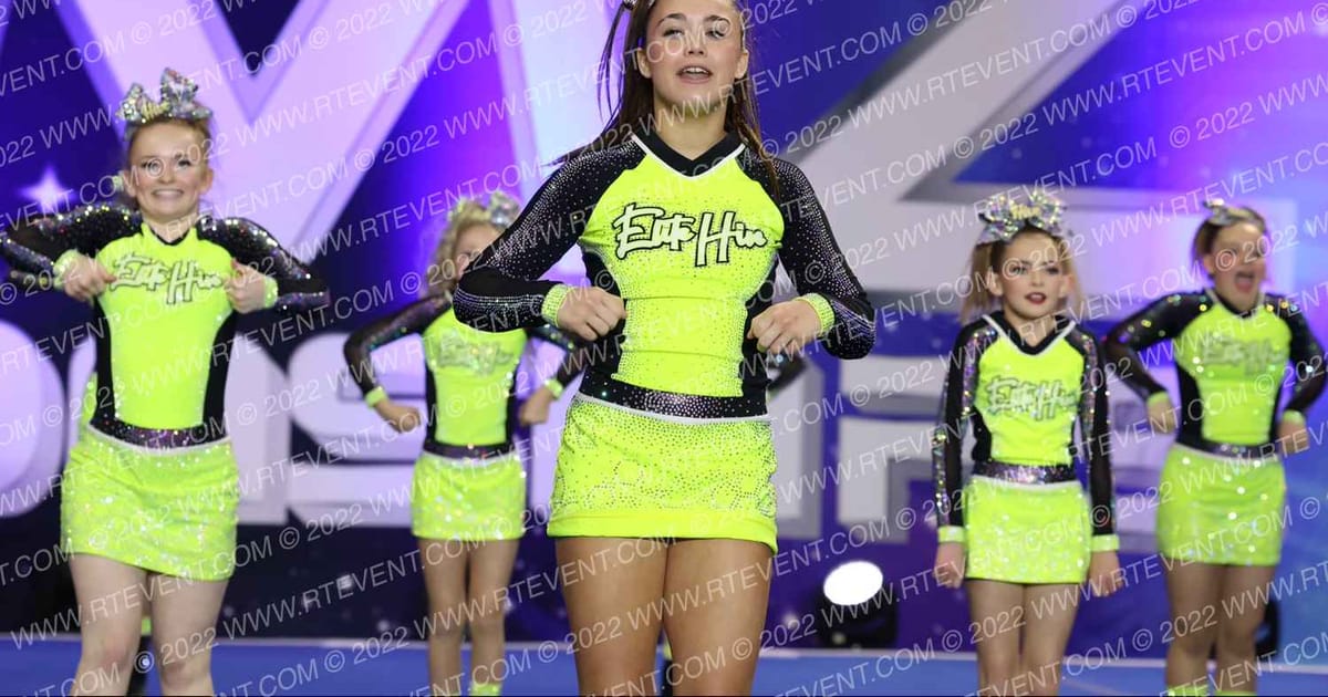 ELITE HIVE CHEER LADY REIGN · Showdown at the Bay
