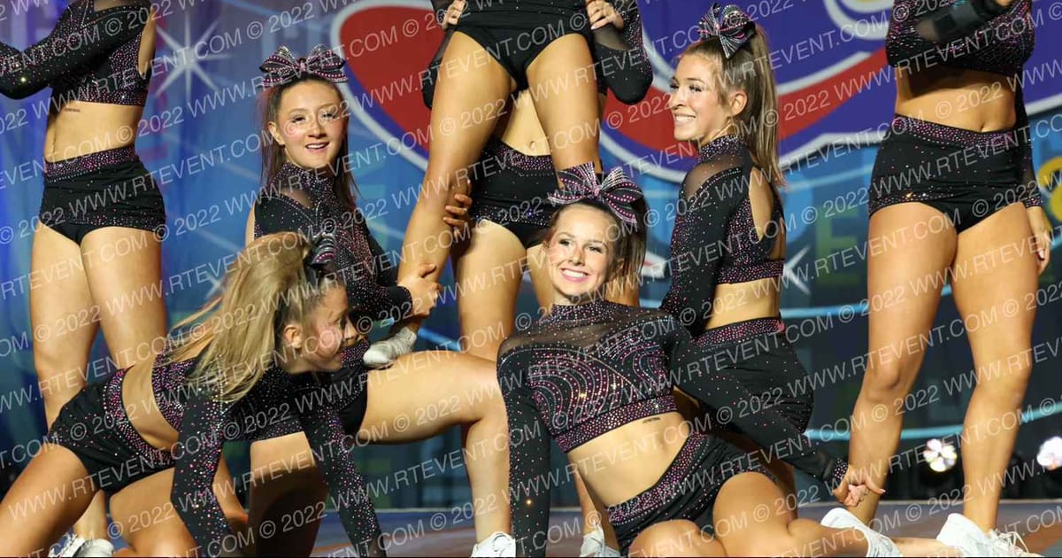 East Celebrity Elite Bombshells · Spirit Cheer Grand Nationals DIDII