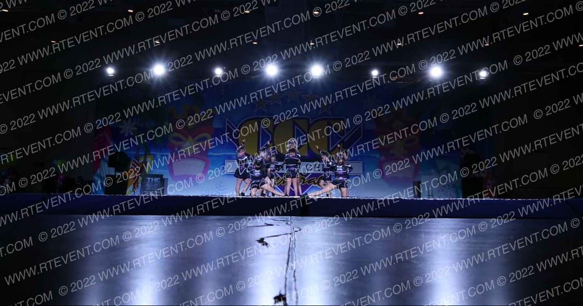 Xplosion Allstars ATOMIC · Winter Beach Blast