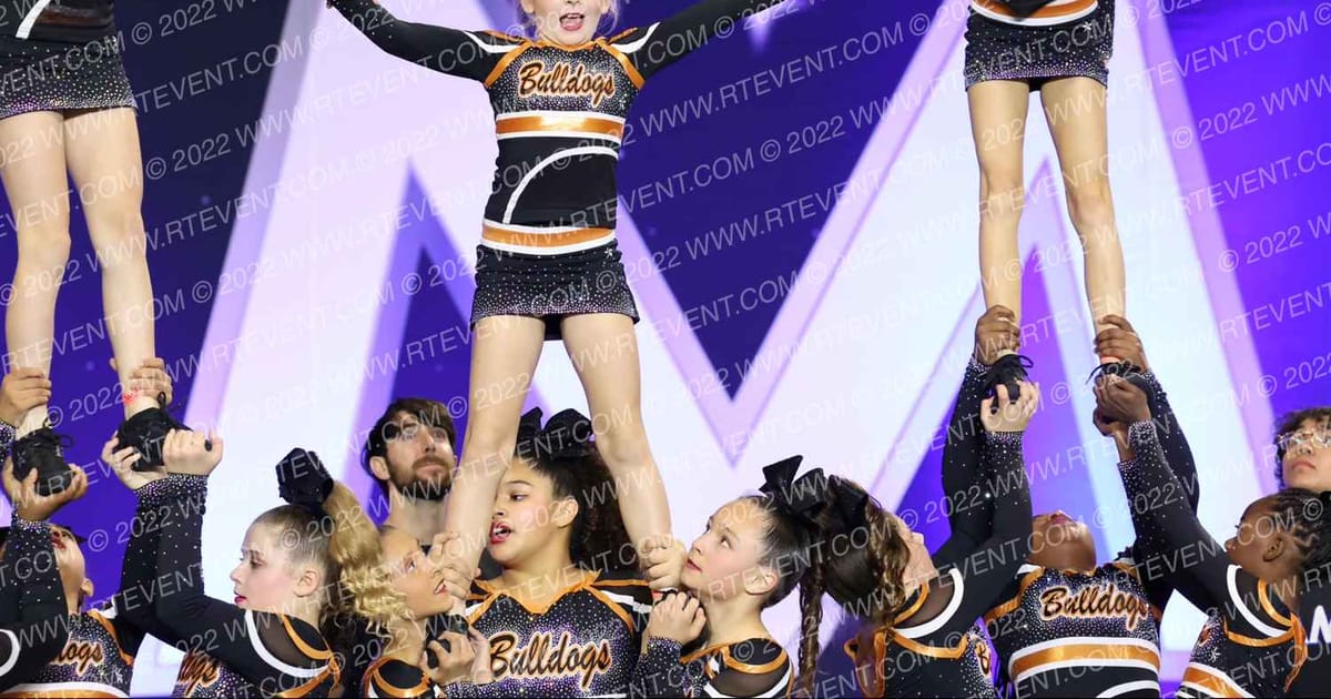 VACAVILLE JR BULLDOGS BLACKOUT BABES · Showdown at the Bay