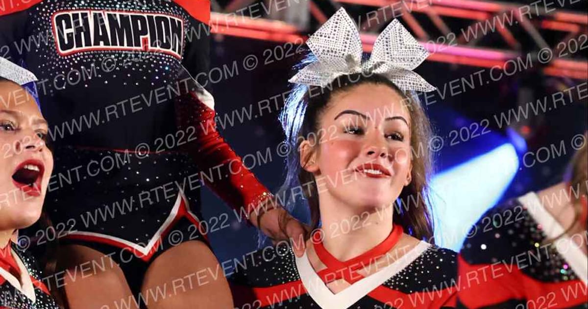 Champion Cheer Athletics shine · Aloha Portland Showdown DIDII
