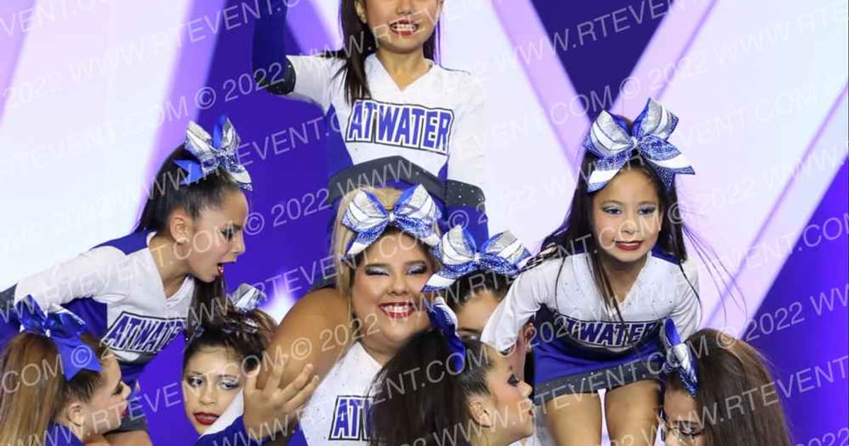 ATWATER BLUE DIVAS · Showdown at the Bay