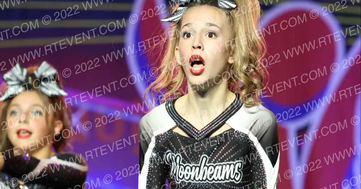 World Cup Moonbeams · Spirit Cheer Grand Nationals DIDII